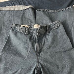 Universal Thread Women's Flare Jeans - Faded Blue